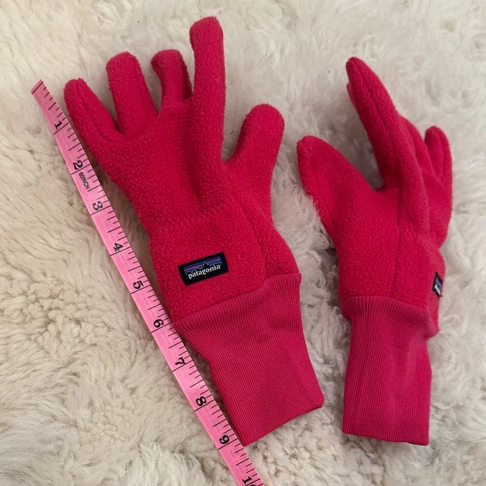 Patagonia Pink Fleece Gloves with Logo